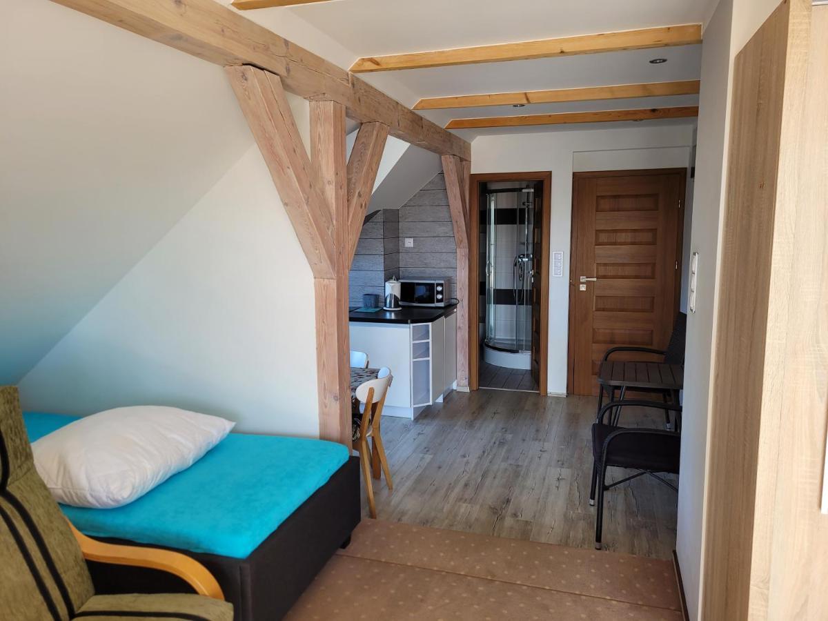 Appartement Renatka Przy Plazy à Unieście Extérieur photo